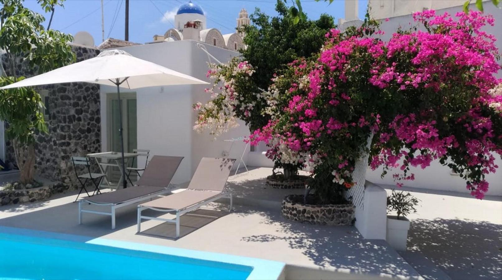 Villa Luxl Fira  Pokoj fotografie