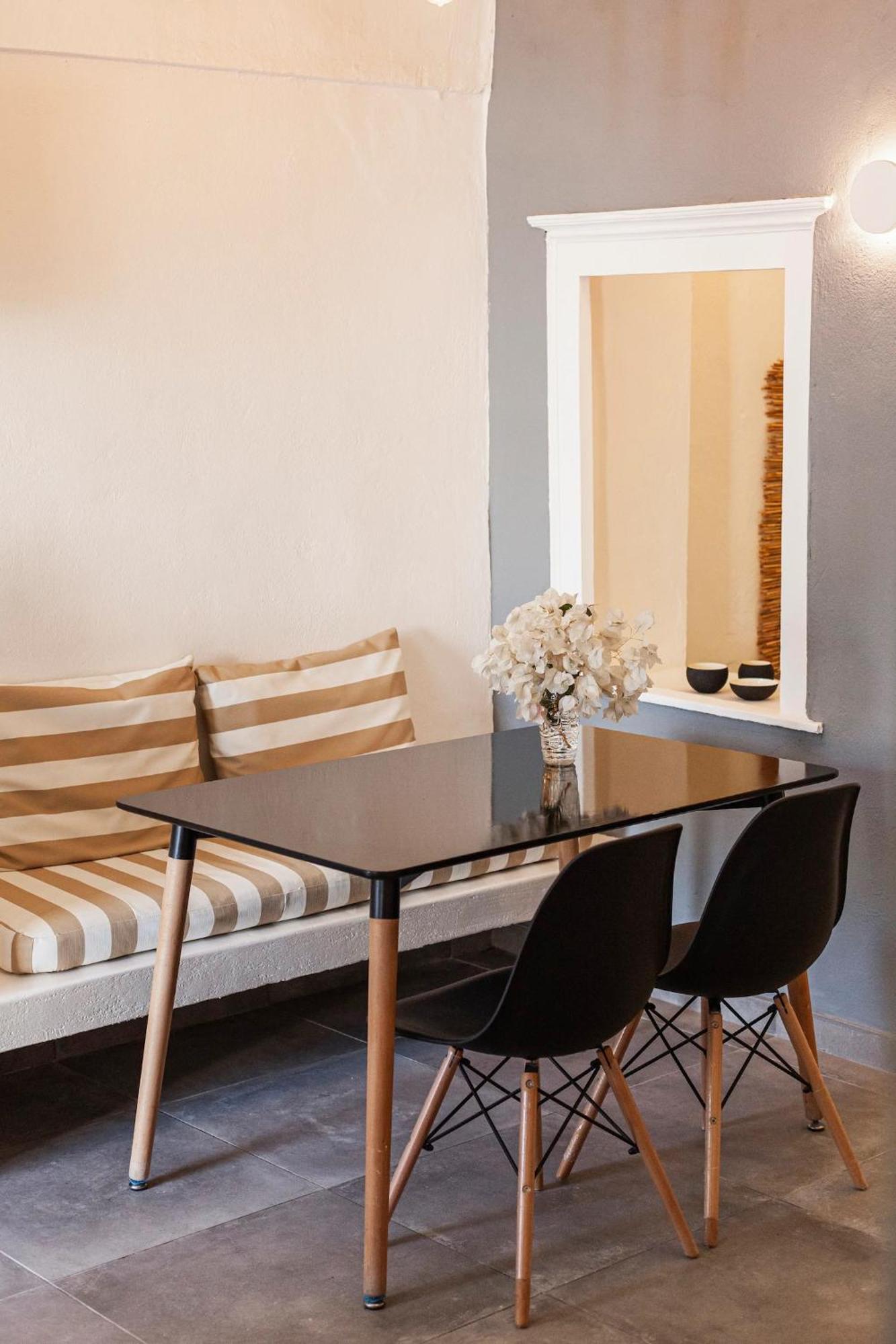 Villa Luxl Fira  Pokoj fotografie