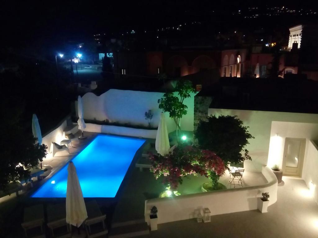 Villa Luxl Fira  Exteriér fotografie